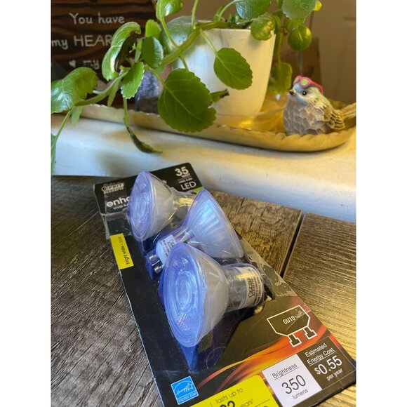 Feit Electric 35W Equivalent Bright White 3000K GU10 MR16 Bi Pin Base Light Bulb - Picture 4 of 6